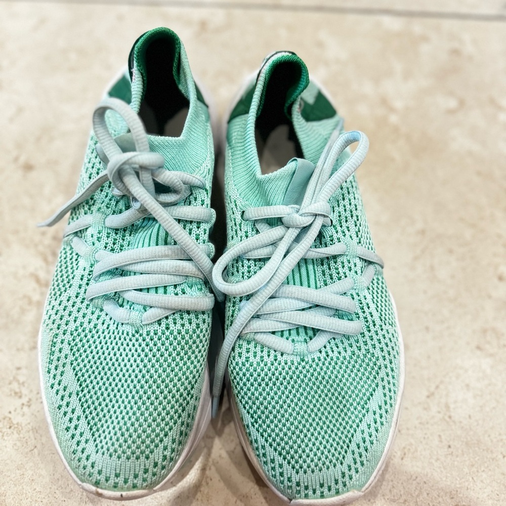 Lacoste women’s Mint Green Athletic Sneakers